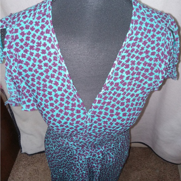 Band of Gypsies Teal and Bergundy Floral Patterned Midi Wrap Dress NWT - Picture 9 of 12